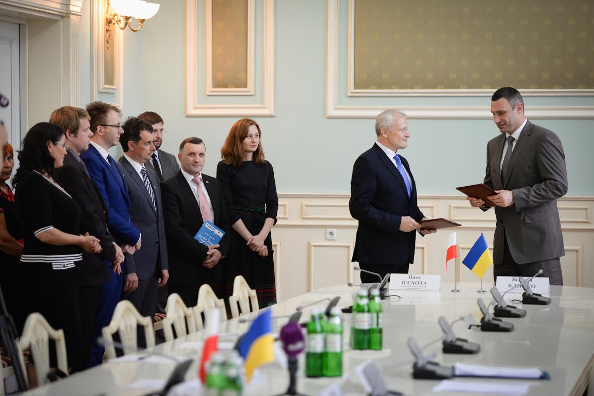 Мэр Киева и президент Польско-украинской хозяйственной палаты подписали меморандум о сотрудничестве